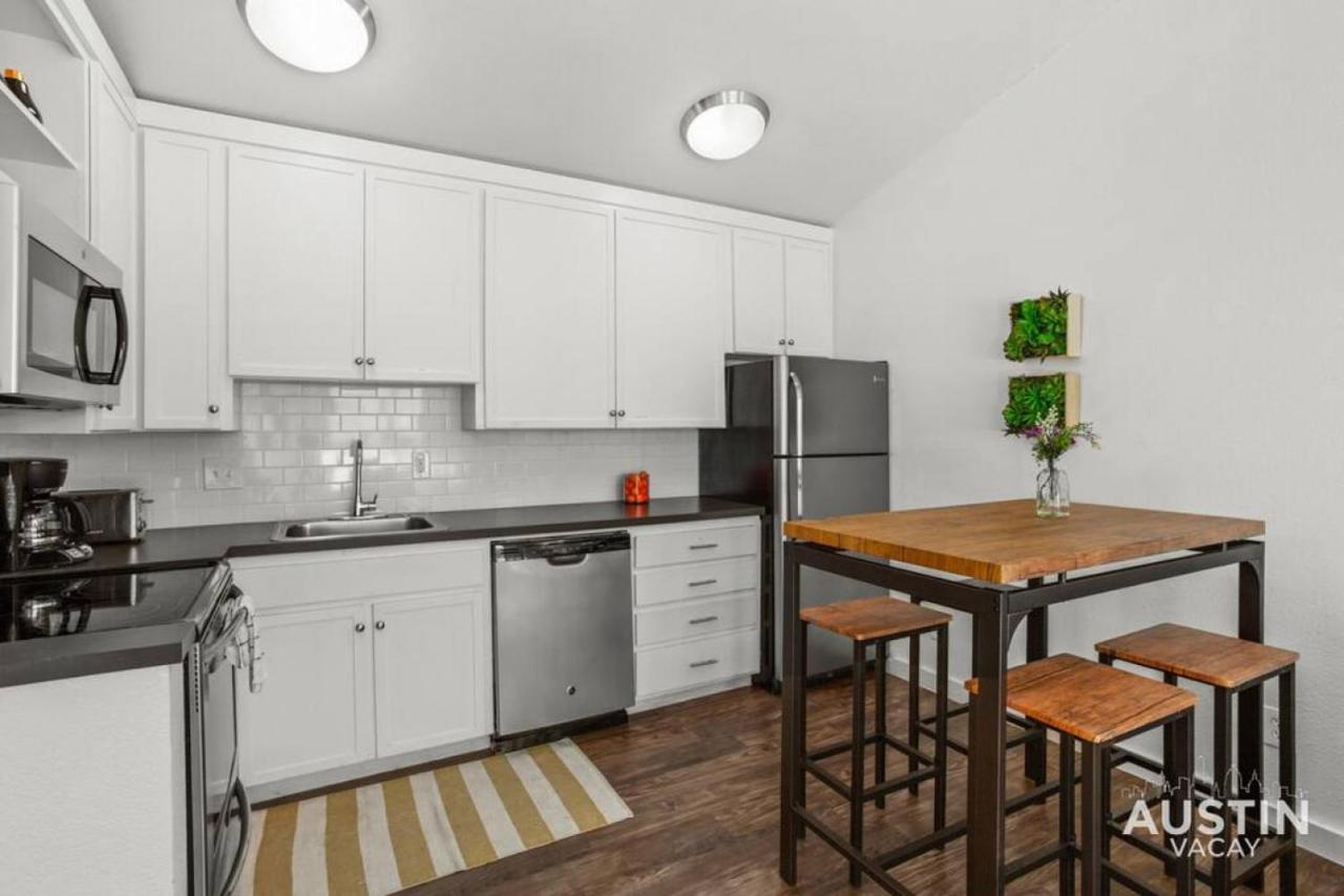 5 Minutes To Zilker Barton Springs With Parking Apartment Austin Exterior photo